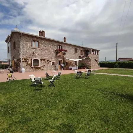 Masseria Fontana Dei Fieri Alloggio per agriturismo Pietrelcina