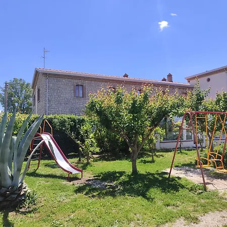 Alloggio per agriturismo Masseria Fontana Dei Fieri *