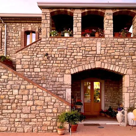 Masseria Fontana Dei Fieri Alloggio per agriturismo Pietrelcina